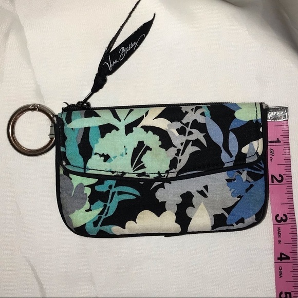 Vera Bradley Handbags - 🌻Vera Bradley Coin Clutch